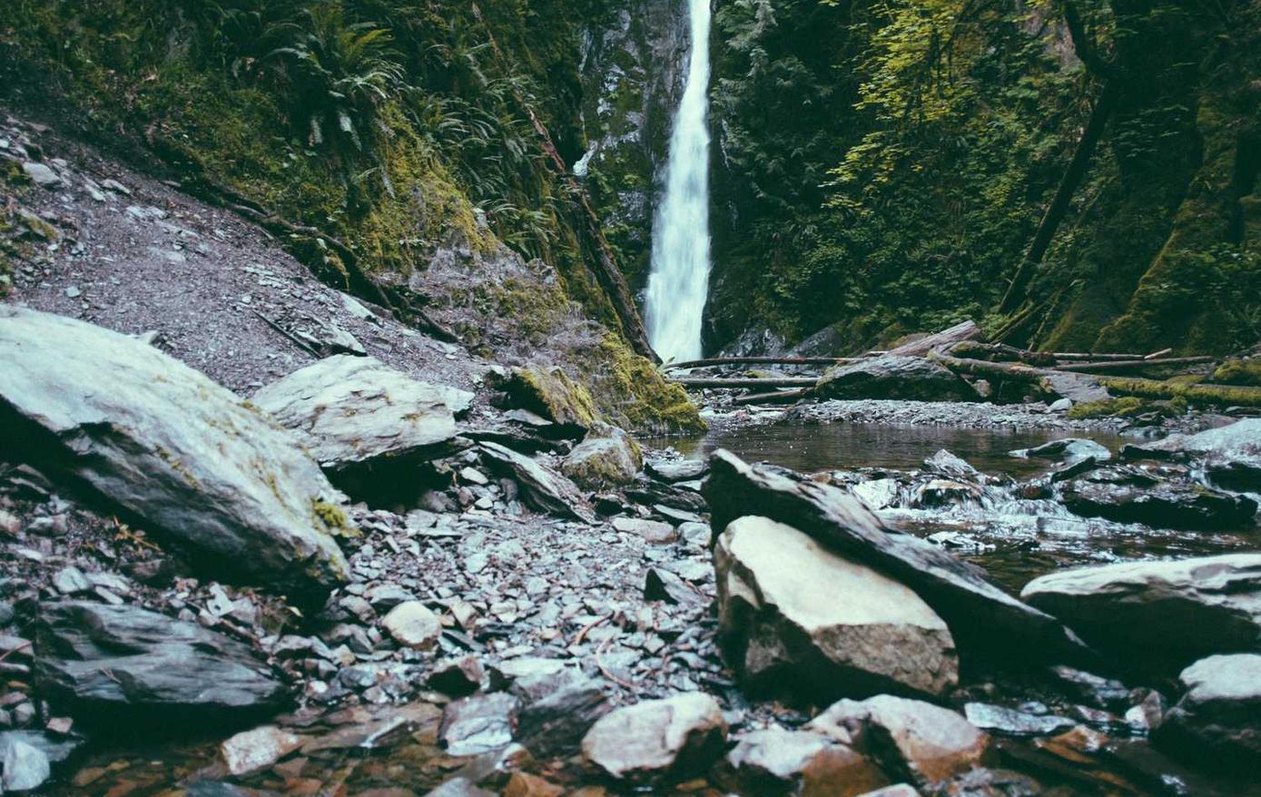 滴滴实名账号：西藏香港代理游戏平台代理